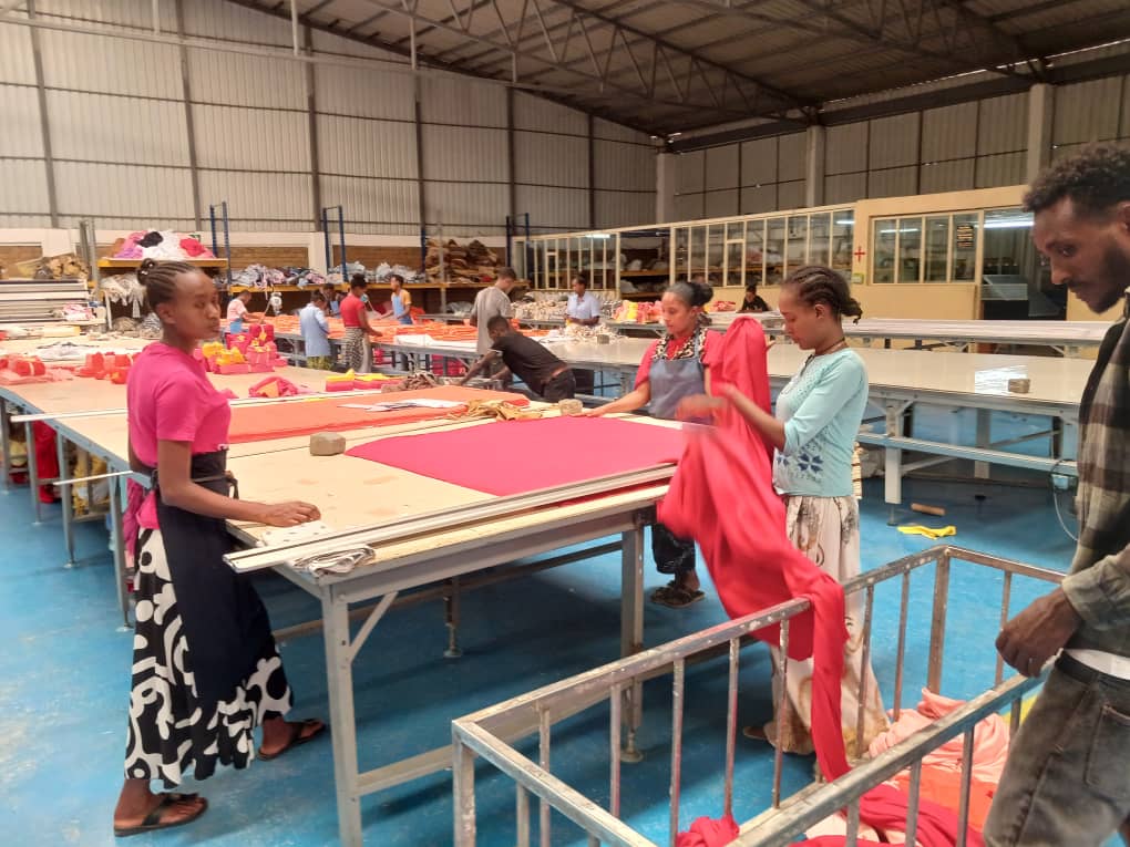 Woinu Curtain - production